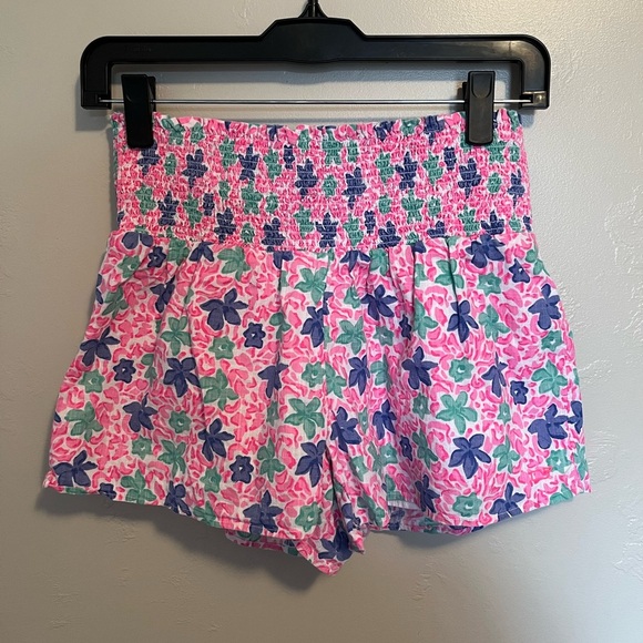 Vineyard Vines Plumeria Smocked Pull-On Shorts - Malibu Pink - Picture 2 of 9